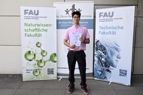 Masato Kian Niklas Kramps (1. Platz Physik) vom Clavius-Gymnasium (Foto: Harald Sippel / FAU)